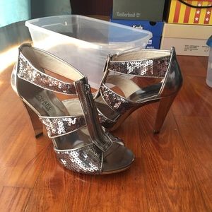 Michael Kors Berkley t-strap